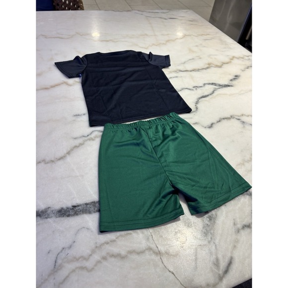 BrandNew two-piece outfit toddle boy green black an white color block shorts set - Picture 4 of 14